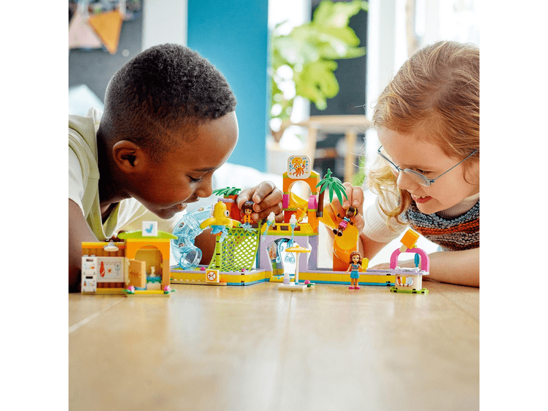 LEGO® Friends Aquapark (41720)