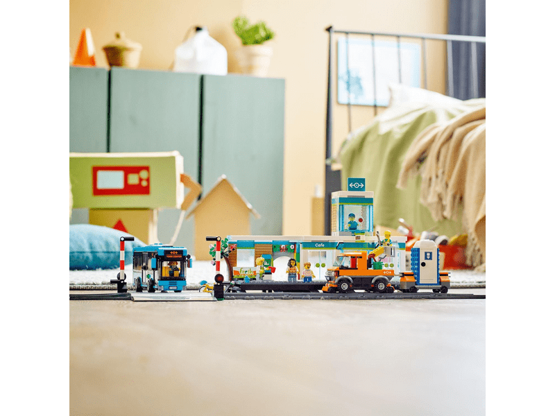 LEGO® City Trains Vasútállomás (60335)