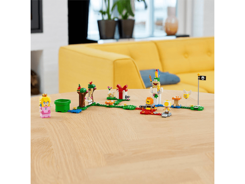 LEGO® Super Mario™ Peach kalandjai kezdőpálya (71403)