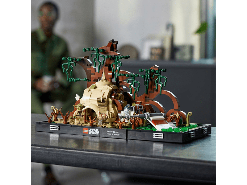 LEGO Jedi kikép a Dagobah bolyg dioráma