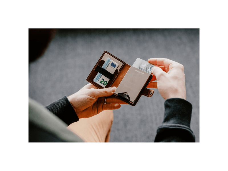 Ledlenser pénztárca/powerbank/lámpa, gesztenye (502326)