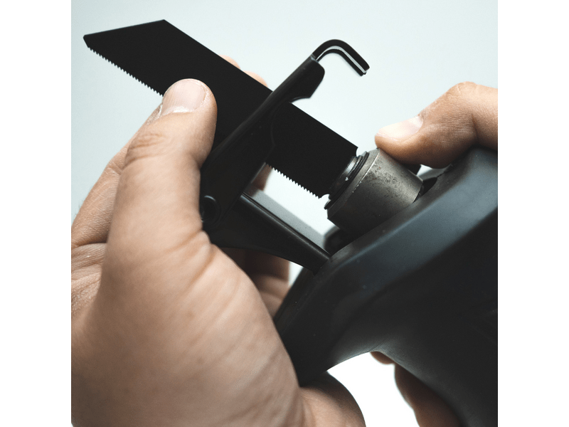 Daewoo DALRC18-1 Akkumulátoros orrfűrész