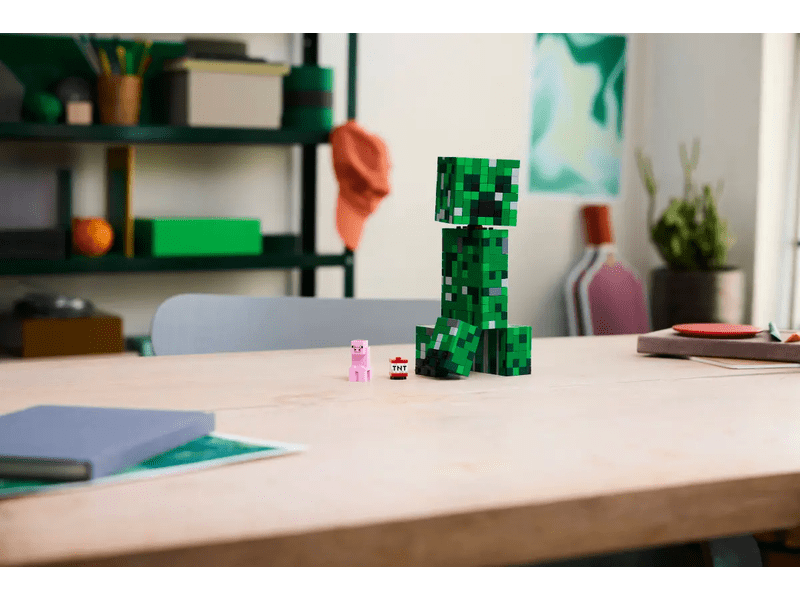 LEGO® Minecraft® A Creeper™ (21276)