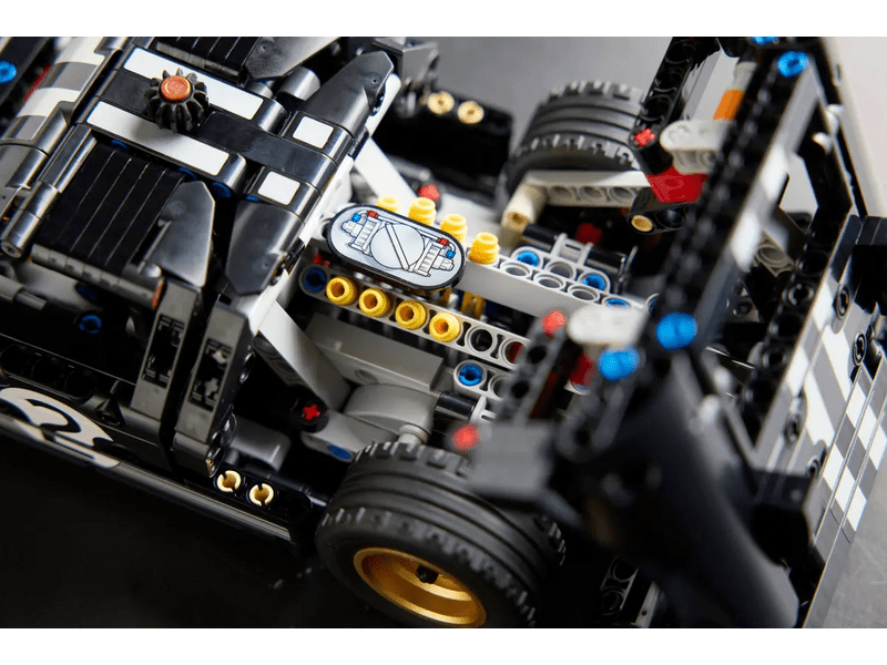 LEGO® Technic 1966 Ford GT40 MKII versenyautó (42223)