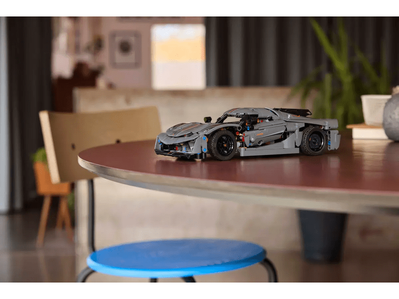 LEGO® Technic™ Koenigsegg Jesko Absolut szürke hiperautó (42173)