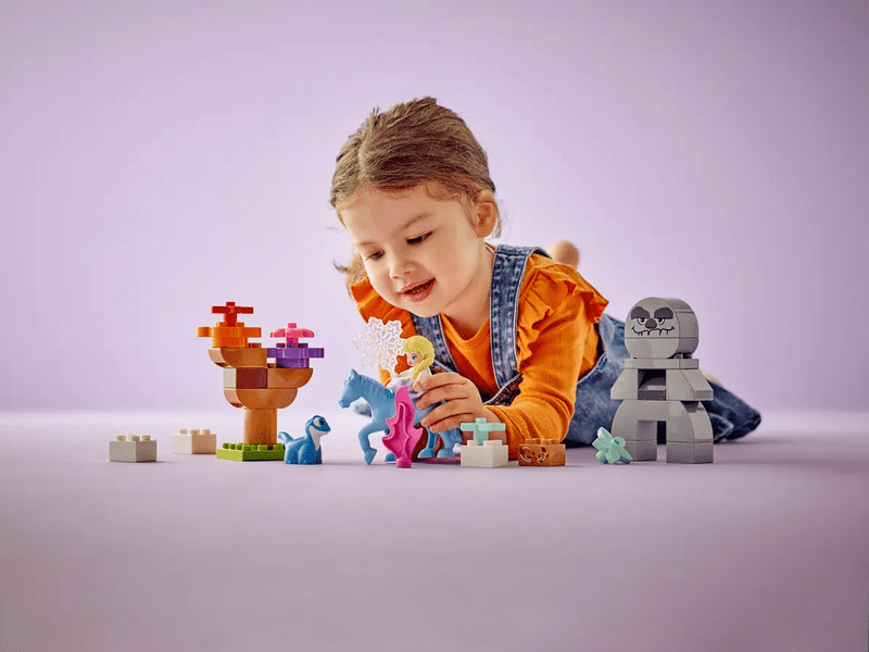 LEGO® DUPLO® Disney Elsa i Bruni u začaranoj šumi (10418)