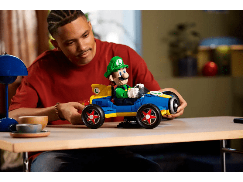 LEGO® Super Mario™: Mario Kart™ – Luigi és Mach 8 (72050)