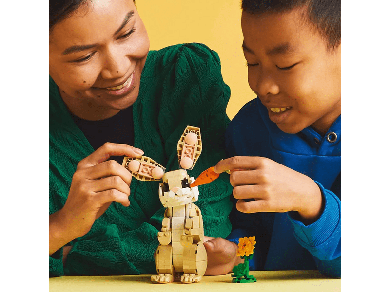 LEGO® Creator Aranyos nyuszi (31162)