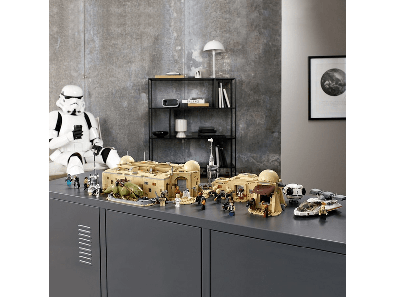 LEGO® Star Wars™ Mos Eisley Cantina™ (75290)