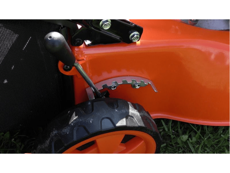 Kasei LS4605KA Fűgyűjtős robbanómotoros fűnyíró