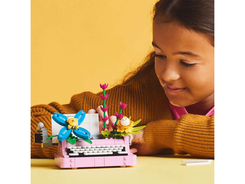LEGO® Creator Pisaći stroj s cvijećem (31169)