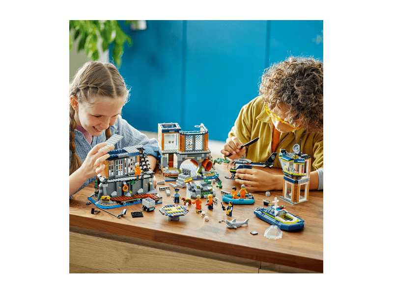LEGO® City Rendőrségi börtönsziget (60419)