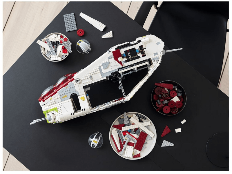 LEGO® Star Wars™ Köztársasági hadihajó™ (75309)