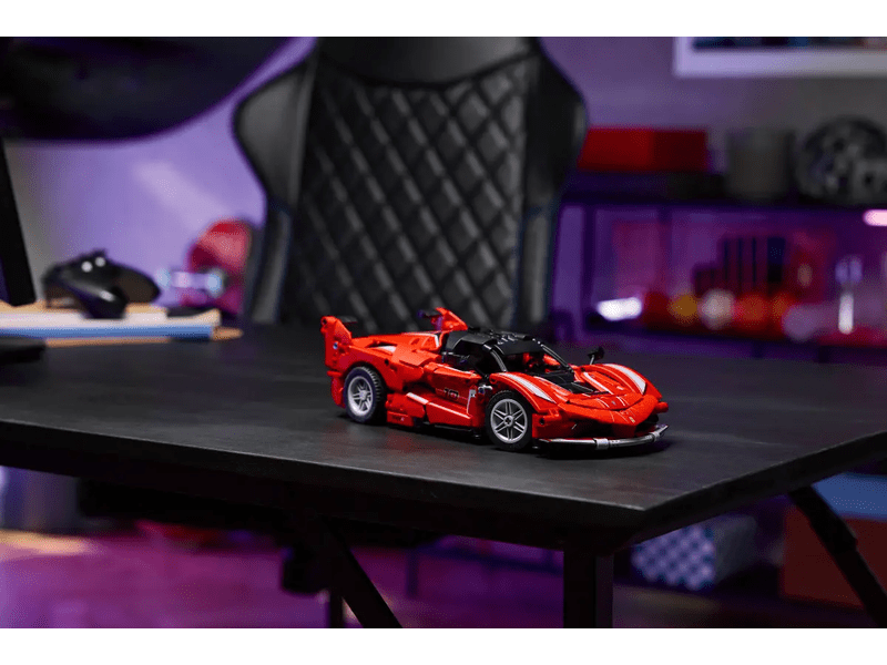 LEGO® Technic Ferrari FXX K (42212)
