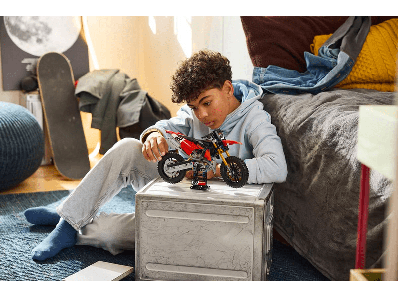 LEGO® Technic™ Ducati Desmo450 MX Factory motorkerékpár (42238)