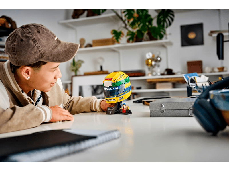 LEGO® Editions Ayrton Senna sisakja (43024)
