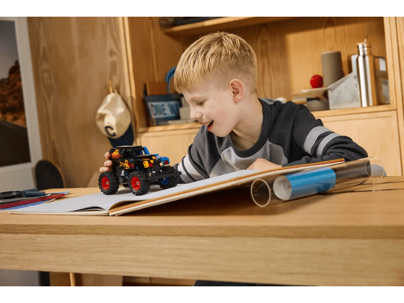 LEGO® Technic Monster Jam™ Grave Digger™ Uskrsni set Vatra i led (42219)