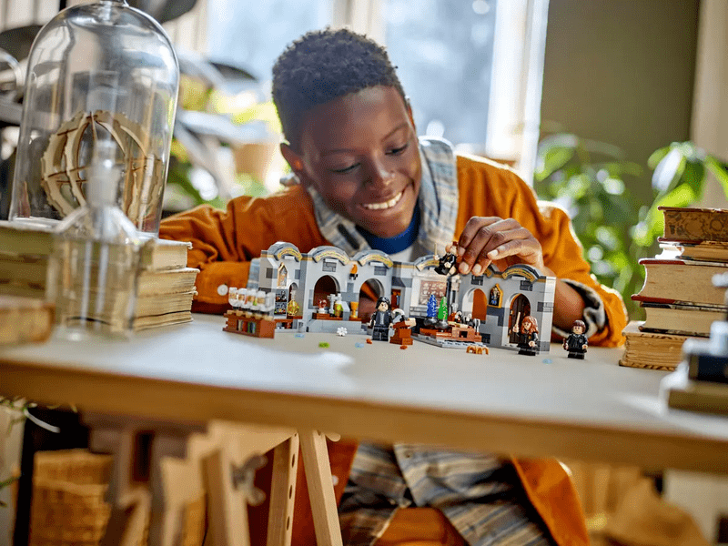 LEGO® Harry Potter™ Roxfort™ kastély: Bájitaltan óra (76431)