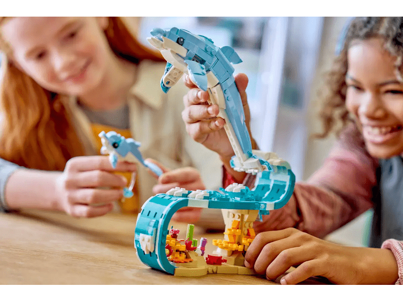 LEGO® Creator Tengeri állatok: Csodálatos delfinek (31385)