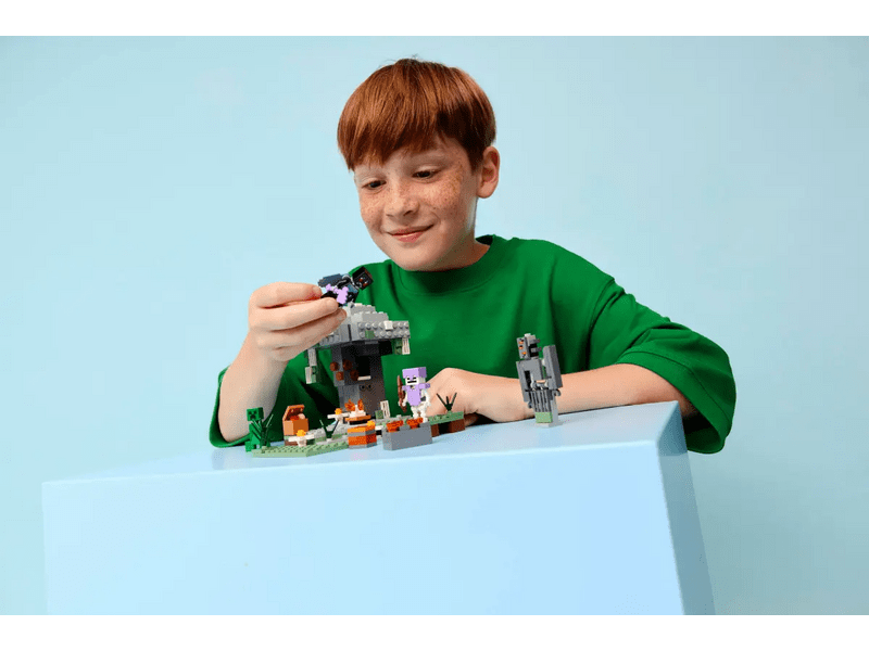 LEGO® Minecraft® A sápadtkert, húsvéti építőkészlet (21586)