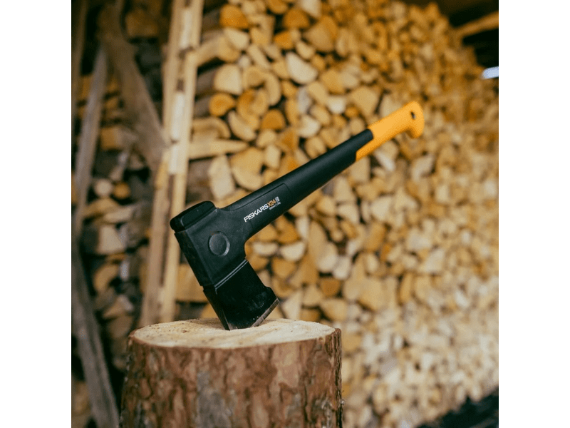 Fiskars X-Series X24 Univerzális fejsze, M (1069104)