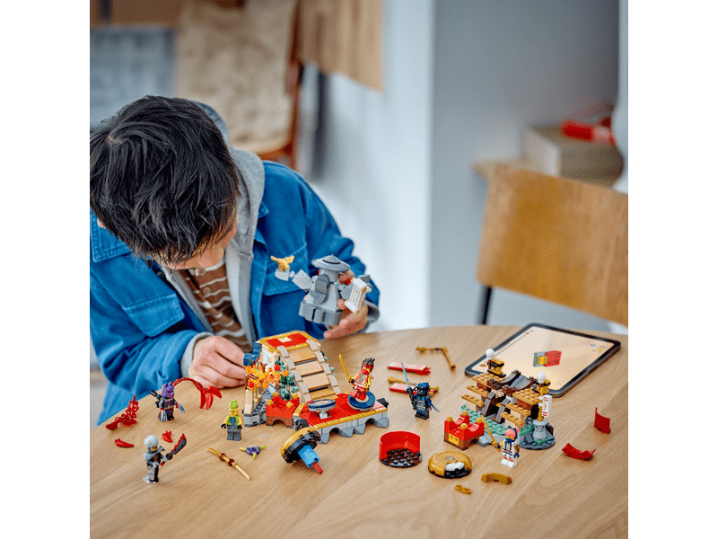 LEGO® Ninjago® Arena prvaka (71818)