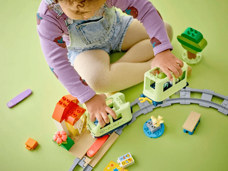 LEGO® DUPLO® Town Interaktív kalandvonat (10427)