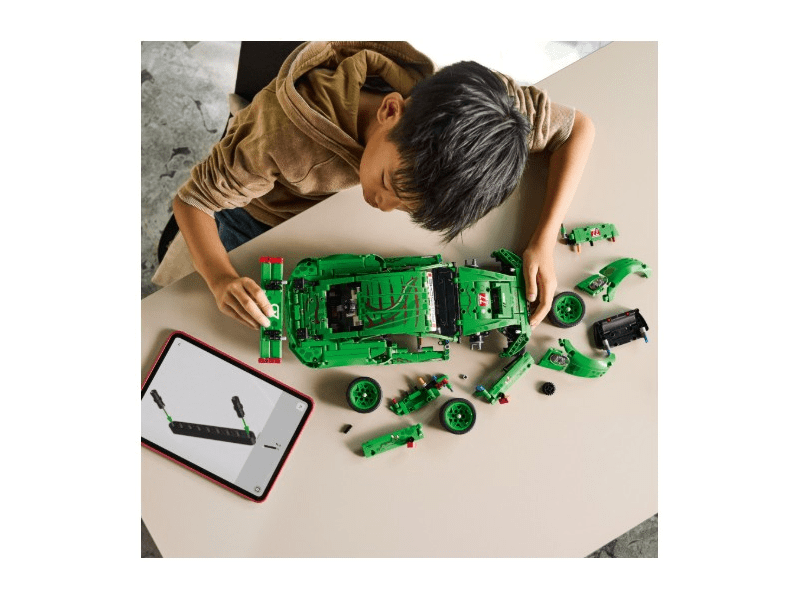 LEGO® Technic Porsche 911 GT3 R REXY AO Racing autó (42224)
