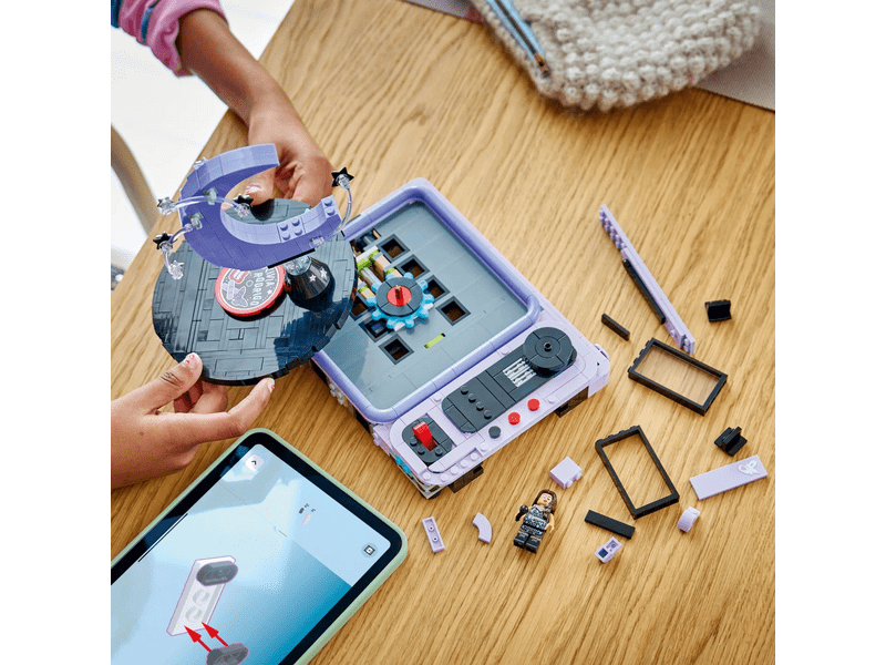 LEGO® Editions Olivia Rodrigo színpadi holdmotívuma (43029)