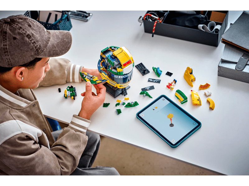 LEGO® Editions Ayrton Senna sisakja (43024)