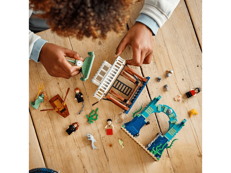 LEGO® Harry Potter™ Trimágus Tusa: A Fekete-tó (76420)