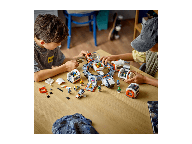 LEGO® City Moduláris űrállomás (60433)