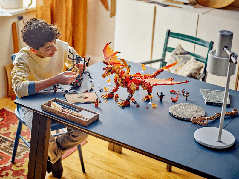 LEGO® Ninjago® Elementarni zmaj kretanja (71822)