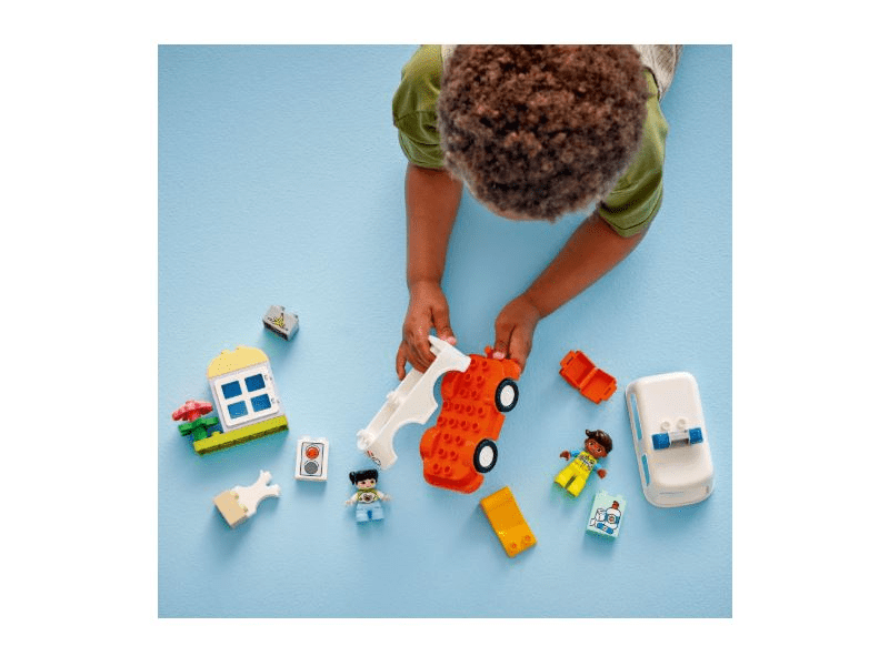 LEGO® DUPLO® Hitna pomoć i vozač hitne pomoći (10447)