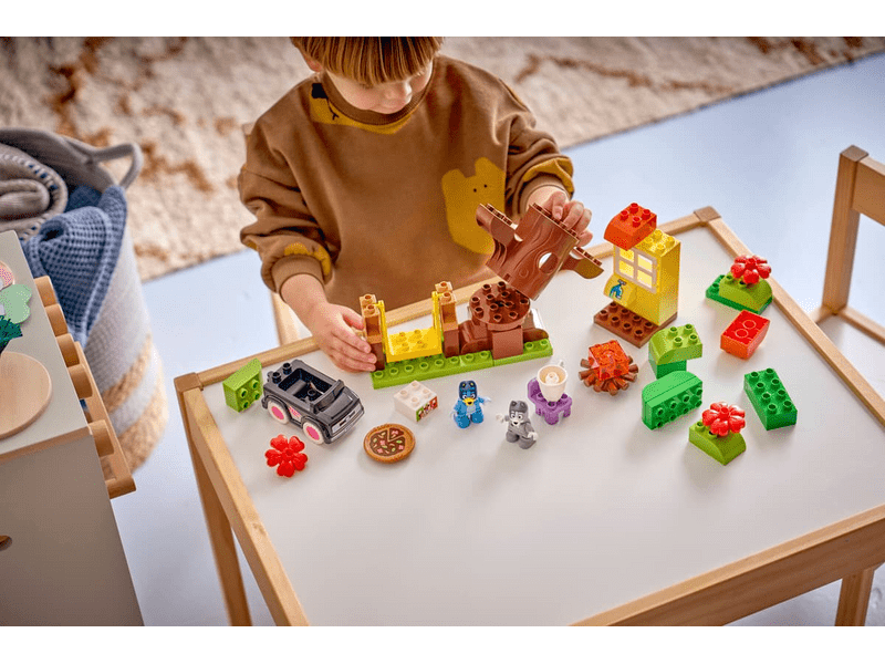 LEGO® DUPLO® Bluey Pizzáslányok: Gombóc és Bluey (10469)