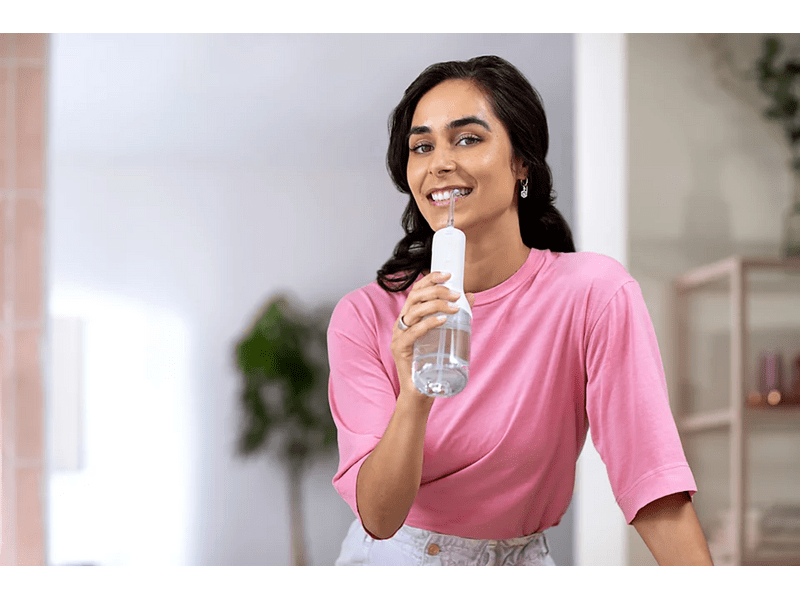 Philips HX3826/31 Sonicare Flosser 3000 oralni irigator, bijeli