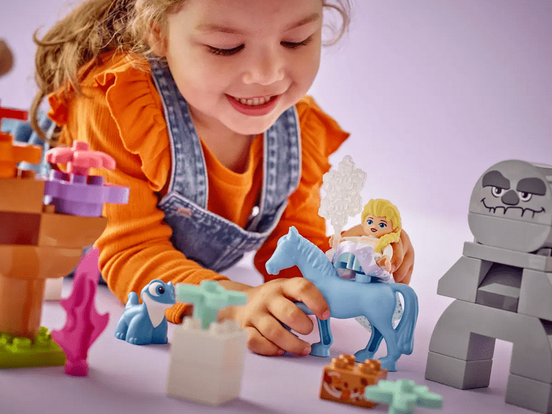 LEGO® DUPLO® Disney Elsa i Bruni u začaranoj šumi (10418)