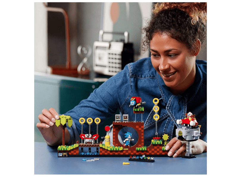 LEGO® Ideas Sonic the Hedgehog™ – Green Hill Zone (21331)