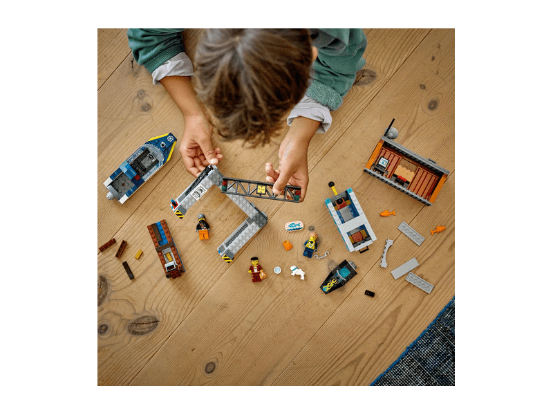 LEGO® City Rendőrségi motorcsónak és a rablók rejtekhelye (60417)