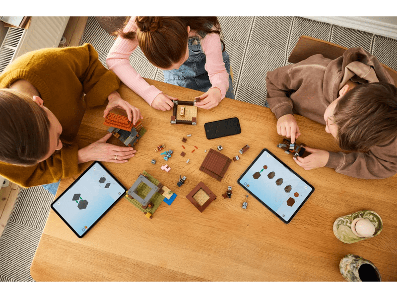 LEGO® Minecraft® Pljačkaševa stražarnica i Uništavač (21278)