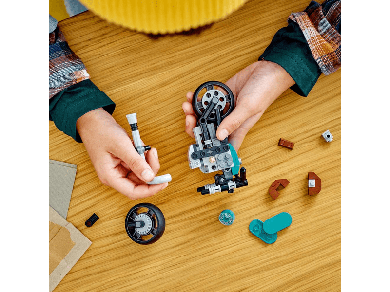 LEGO® Creator Veterán motorkerékpár (31135)