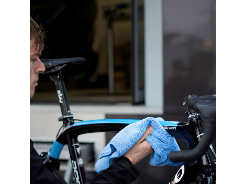 Muc-Off Luxury 272 Mikroszálas kendő