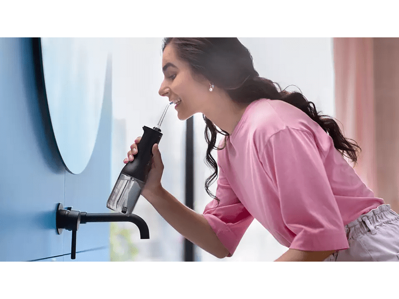 Philips HX3826/33 Sonicare Flosser 3000 oralni irigator, crni