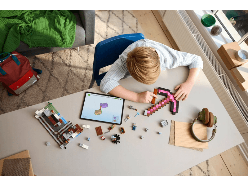 LEGO® Minecraft® Rudnik pijukom (21277)