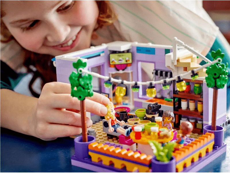 LEGO® Friends Heartlake City közösségi konyha (41747)