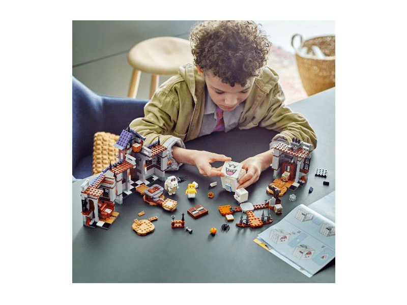 LEGO® Super Mario™ King Boo kísértetkastélya (71436)