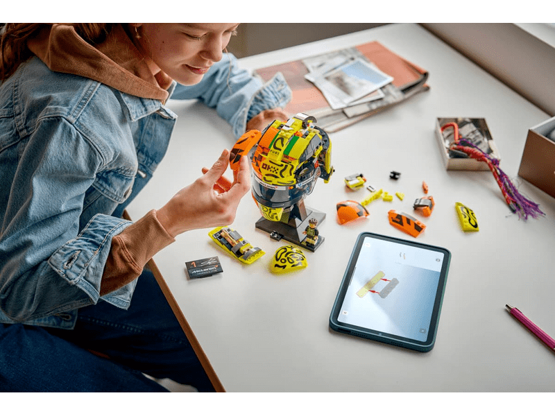 LEGO® Editions McLaren Mastercard F1® Team Lando Norris sisakja (43023)