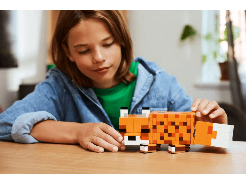 LEGO® Minecraft® A róka (21588)