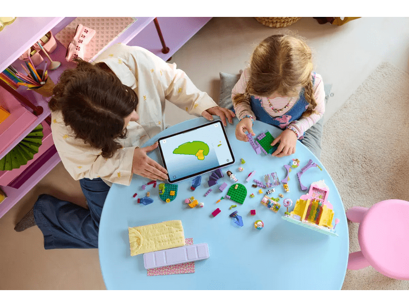 LEGO® Gabiina kućica za lutke Šećerna glava i mačji vrt (11205)