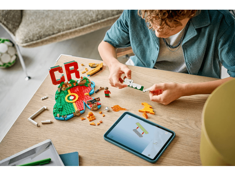LEGO® Editions Cristiano Ronaldo – A futball legjobb pillanatai (43012)